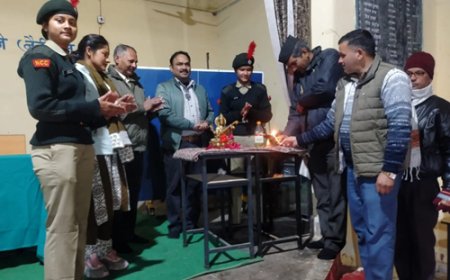 पीएम श्री राजकीय इंटर कॉलेज ढोकाने में धूमधाम से मना 77वां गणतंत्र दिवस