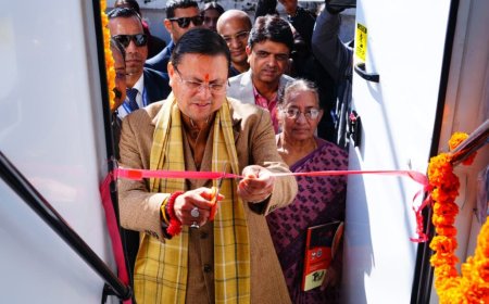 सीएम धामी ने छात्र कौशल संवर्धन हेतु ‘लैब ऑन व्हील्स’ को दिखाई हरी झंडी