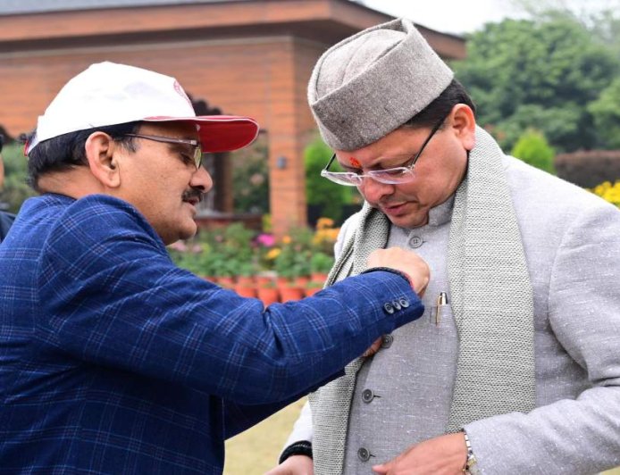 मुख्यमंत्री पुष्कर सिंह धामी बने भारतीय रेड क्रॉस सोसाइटी के आजीवन सदस्य, संस्था के योगदान की सराहना