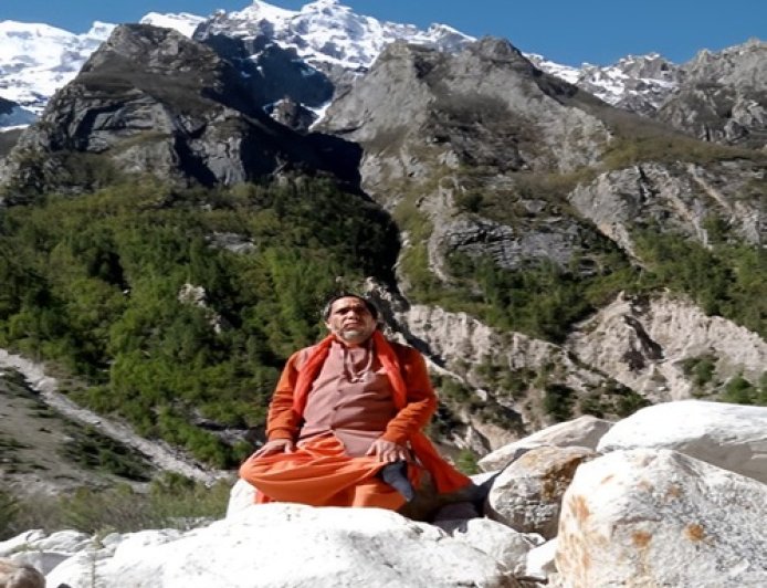 धर्म को समझने की नई परिभाषा: बाबा भवानी गिरी महाराज का साक्षात्कार