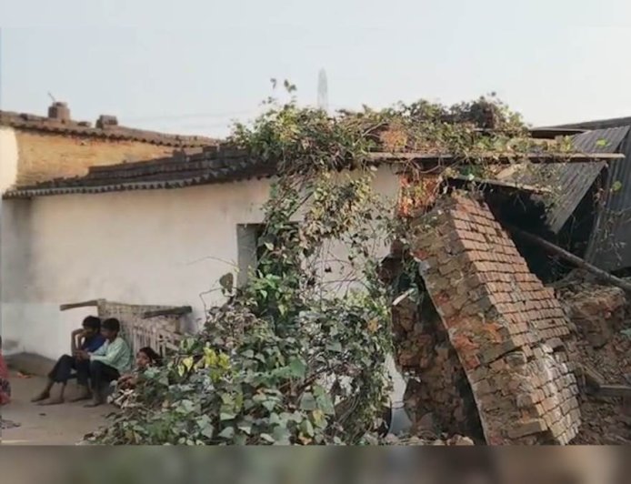 कोरबा में बेकाबू ट्रेलर का कहर: गर्भवती महिला की जान पर बन आई, लोगों ने किया चक्काजाम