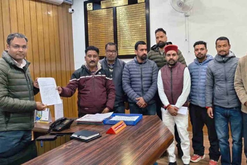 निर्माणाधीन स्थल पर नमाज पढ़ने का मामला, शांति बनाए रखने की अपील