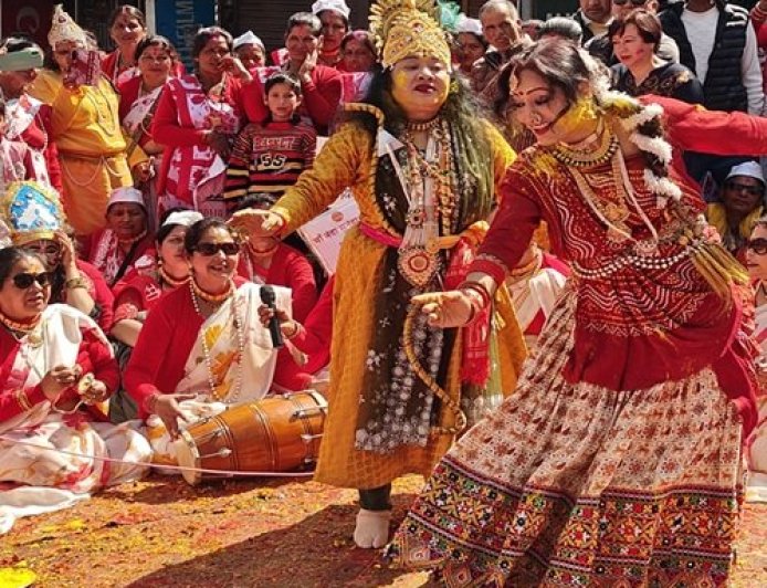रानीखेत फागोत्सव: कुमाऊँनी संस्कृति की महक, नैनीताल ने होली गायन में मारी बाजी