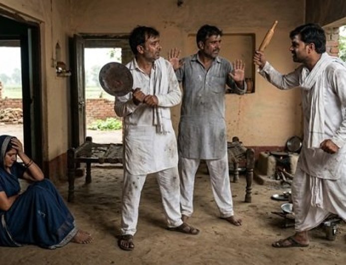 रुद्रपुर में मां के अंतिम संस्कार पर भाइयों के बीच हिंसा, तवे-बेलन बने हथियार