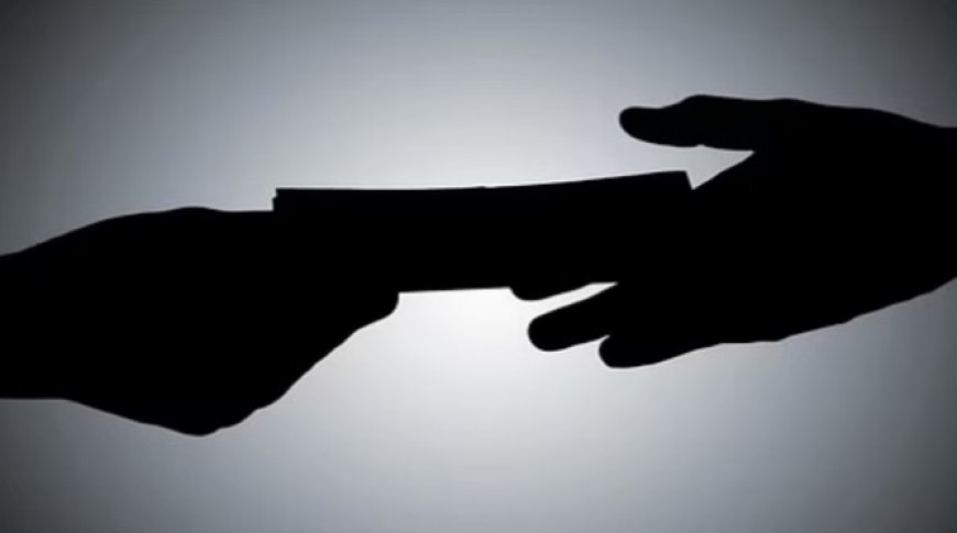 बिजली विभाग का इंजीनियर 80 हजार रुपये की रिश्वत लेते गिरफ्तार