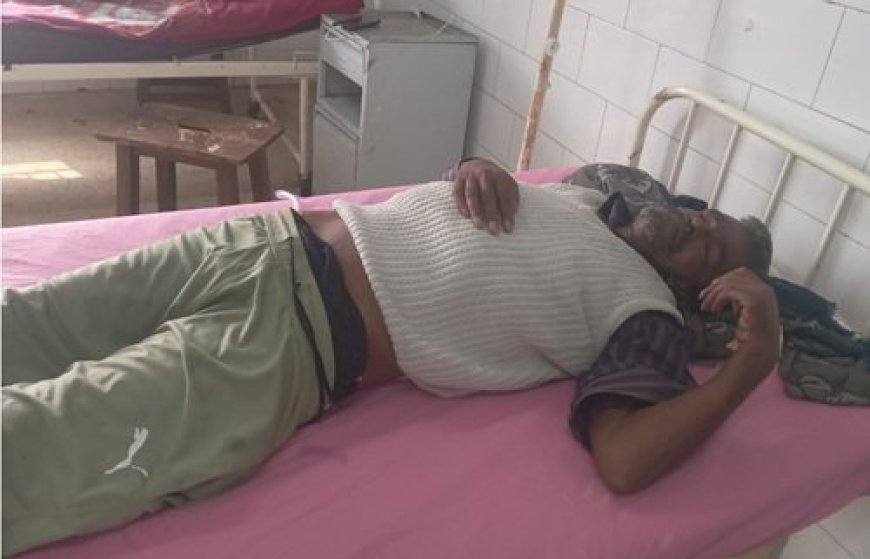 सीढ़ियों से गिरे युवक की जिंदगी दांव पर, आर्थिक तंगी से रुका ऑपरेशन