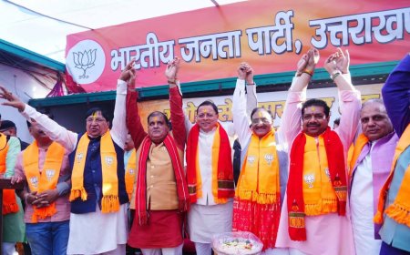 देहरादून में भाजपा की विजय पर धूमधाम, धामी ने कहे भावुक शब्द - 'गंगोत्री से गंगासागर तक भगवामय भारत'