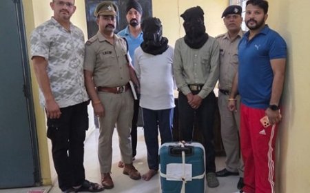बुटीक के जरिए नशे के कारोबार का भंडाफोड़, 10 लाख की चरस के साथ दो आरोपी गिरफ्तार