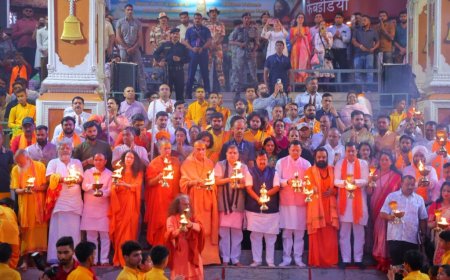 सीएम धामी और बीजेपी अध्यक्ष नितिन नवीन ने ऋषिकेश में भव्य गंगा आरती में लिया हिस्सा