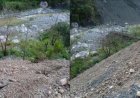 उत्तराखंड: एनजीटी नियमों का उल्लंघन, शिप्रा नदी किनारे फेंका गया सैकड़ों टन मलबा