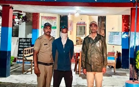अल्मोड़ा: जनरल स्टोर के अंदर शराब की बिक्री, पुलिस ने किया एक दुकानदार को गिरफ्तार
