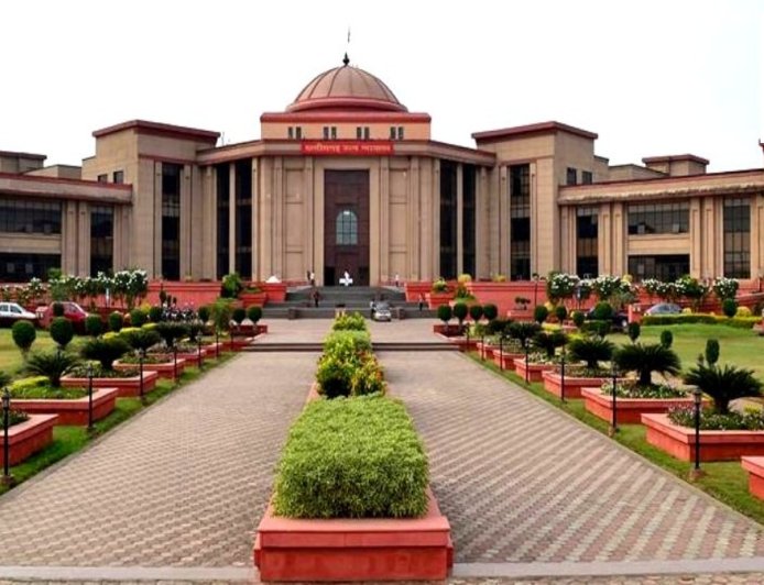 हाथी प्रभावित क्षेत्र में 33 केवी लाइन विस्तार पर हाईकोर्ट की सख्ती, केंद्र, राज्य सरकार और पावर कंपनी को भेजा नोटिस