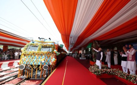 पीएम मोदी ने भारत की पहली हाइड्रोजन ट्रेन को दिखाई हरी झंडी, हरियाणा में नई शुरुआत
