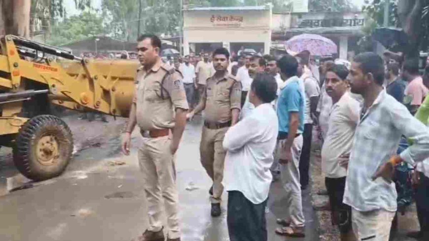सीधी कोर्ट परिसर में दरदनाक हादसा: बारिश से बचकर जाने वाले लोगों पर गिरी दीवार, 2 की मौत, 2 घायल