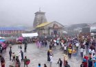 केदारनाथ पैदल मार्ग पर पहाड़ी से गिरा भारी मलबा-पत्थर, गौरीकुंड से यात्रा रोकी गई
