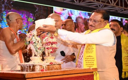 श्रीकृष्ण जन्माष्टमी महा-महोत्सव में CM साय ने किया शंख अभिषेक, प्रदेशवासियों की सुख-समृद्धि और खुशहाली की कामना