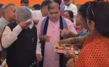हल्द्वानी में तिलक पोंछने पर विवाद, दुष्यंत गौतम पर कांग्रेस का हमला