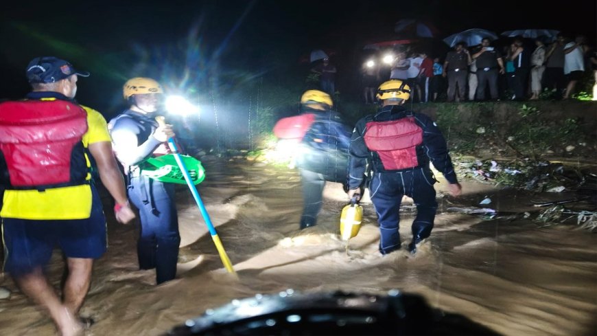 Dehradun में भारी बारिश बनी काल, बरसाती बहाव में बही कार; युवक समेत 2 की मौत, युवती घायल
