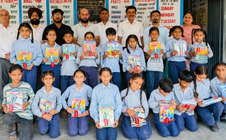 रोटरी क्लब बराड़ा ने सरकपुर स्कूल के 46 बच्चों को बांटी नोटबुक और स्टेशनरी