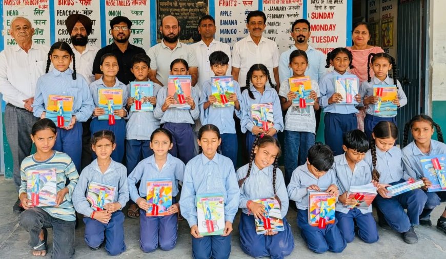रोटरी क्लब बराड़ा ने सरकपुर स्कूल के 46 बच्चों को बांटी नोटबुक और स्टेशनरी